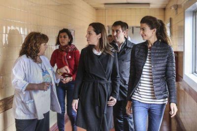 La esposa de Macri acompa�o a Vidal en una recorrida por Jose C Paz