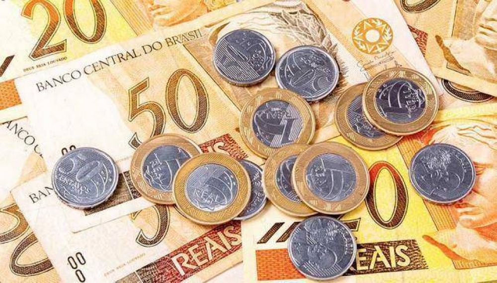 En 2015, Brasil devalu� 50% y habr� impacto en C�rdoba