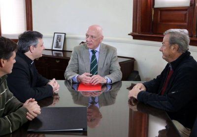 Entregaron un valioso aporte para terminar la Catedral Nueva