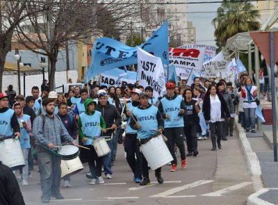 UTELPA dice que Ganancias licu� el aumento del 9% de agosto