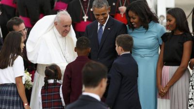 Un Obama feliz y un EE.UU. expectante recibieron a Francisco