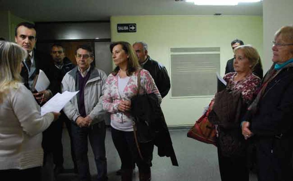 Gremios estatales exigen audiencia �urgente� al gobernador Jorge
