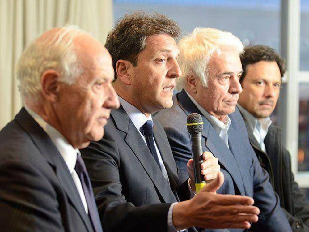 Massa se present� en Mendoza junto a Lavagna y De la Sota
