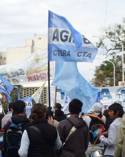 Los gremios docentes definen este jueves la continuidad del plan de lucha 