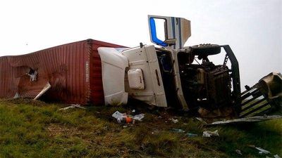 Camionero entrerriano muri� en un choque cuando auxiliaba a un colega