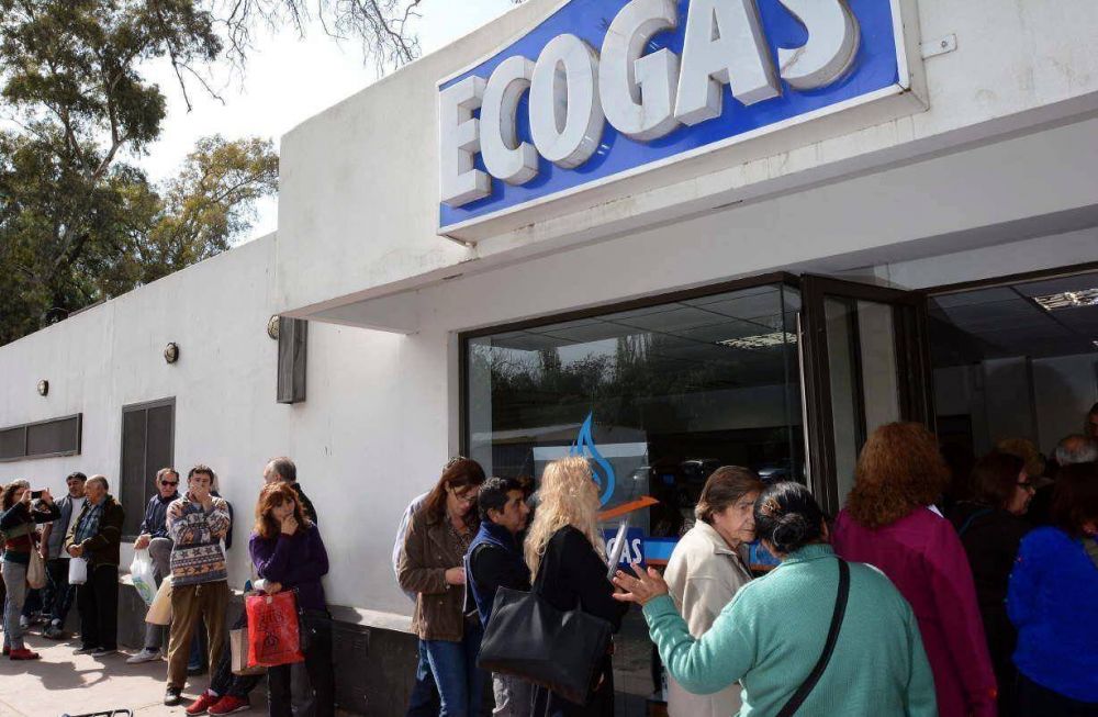 Tras 14 meses, se empieza a cerrar la venta de Ecogas