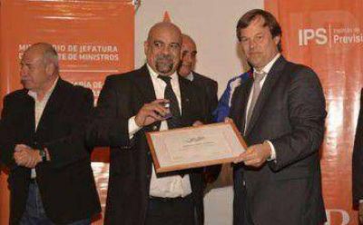 Malvinas: Cascallares distingui� a ex combatientes de Almirante Brown