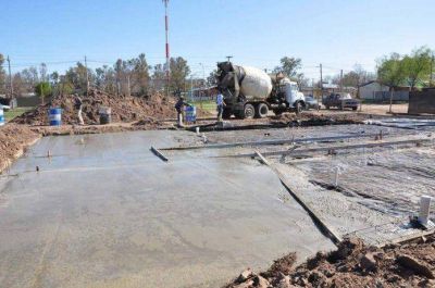 Construyen el edificio del Jard�n Nubecitas