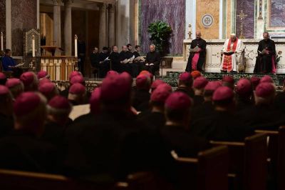 Una �enc�clica� para la Iglesia estadounidense: el lenguaje b�lico no es de pastores
