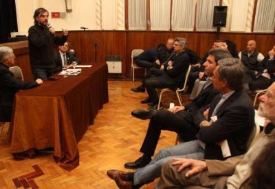 Reclamos del cura Pepe al sector pol�tico por la droga
