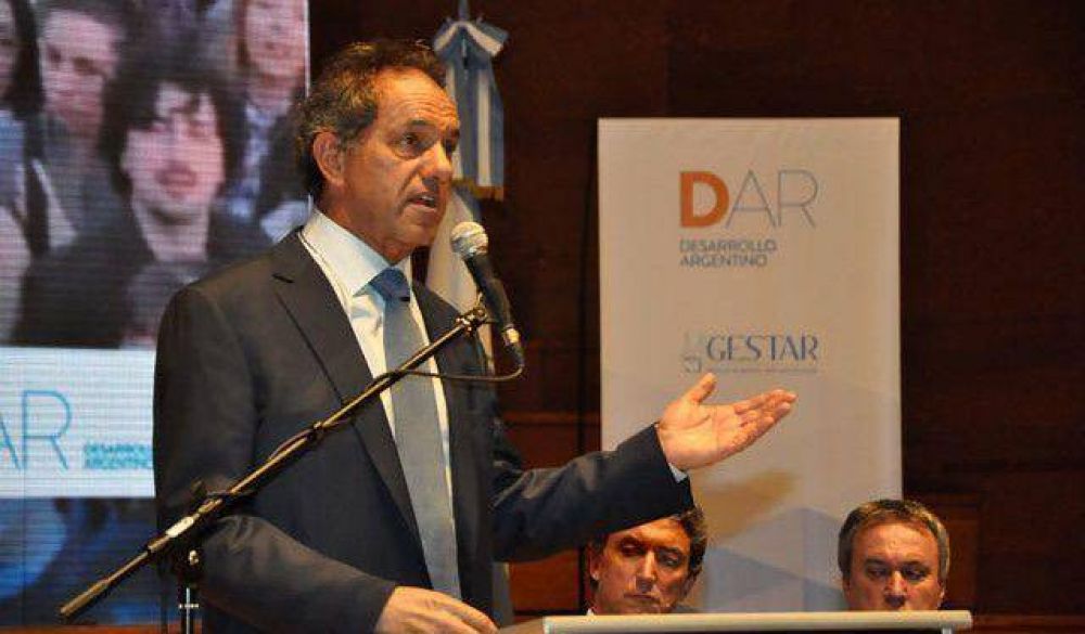 Scioli defendi� la miner�a y ratific� su apoyo al T�nel de Agua Negra