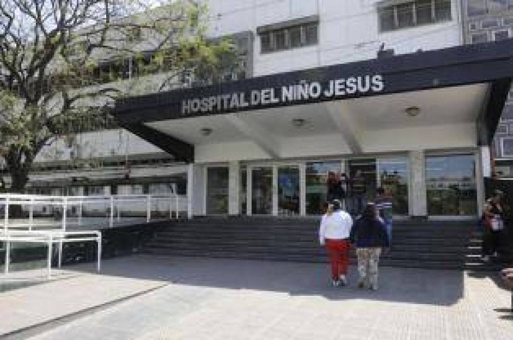 Insultos, gritos y empujones en la guardia del Hospital de Ni�os