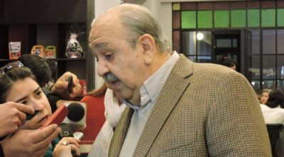 Estadio: Brizuela del Moral le tir� la responsabilidad a los ingenieros