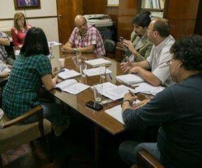 Docentes de la UNT rechazan propuestas y preparan nuevo plan de lucha