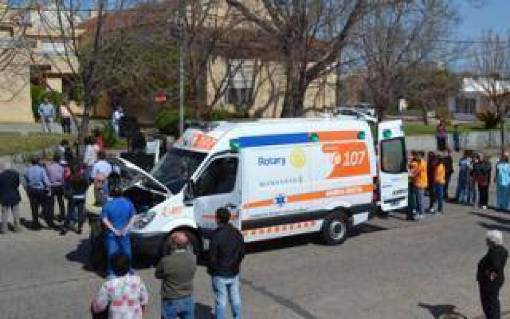 Rojas: El Rotary Club entreg ambulancia al Hospital municipal