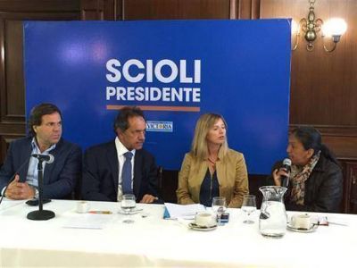 Las agrupaciones militantes se suman a la campa�a sciolista