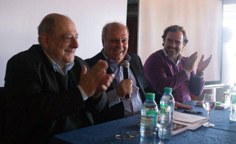 Arroyo junto a Hern�n Lombardi: �Hay que potenciar la ciudad al mundo�