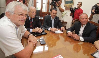 El gobierno convoc� a la Paritaria Central pero no tratar�n temas salariales