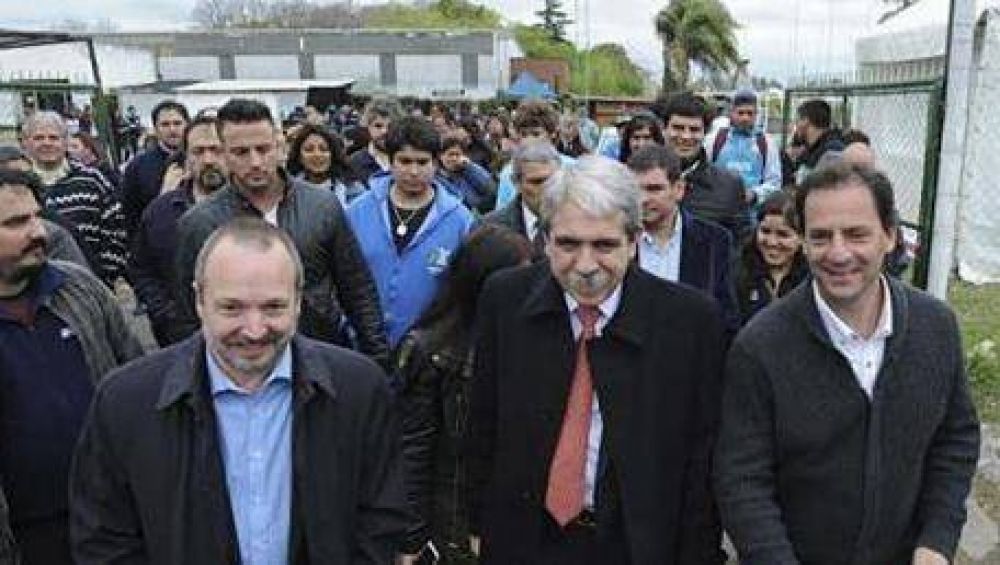 La Fiesta de la Flor en la campa�a de An�bal y Sujarchuk