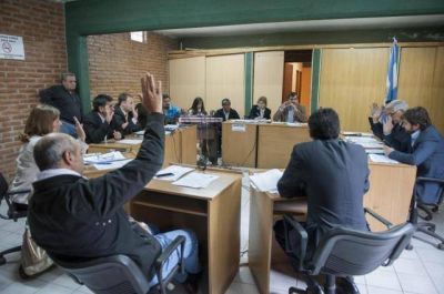 M�s de la mitad del Presupuesto de Yerba Buena ser� para pagar sueldos 