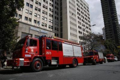 Explosi�n y susto en el Hospital de Cl�nicas
