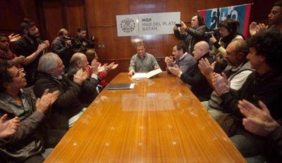 Pulti promulg� la Ordenanza que pone en funcionamiento el Consejo Municipal de Teatro Independiente 