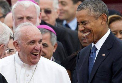 Descubren con qu� Pasaporte viaja el Papa a todo el mundo