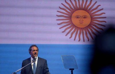 A un mes de las elecciones, Scioli se acerca m�s a un triunfo en primera vuelta