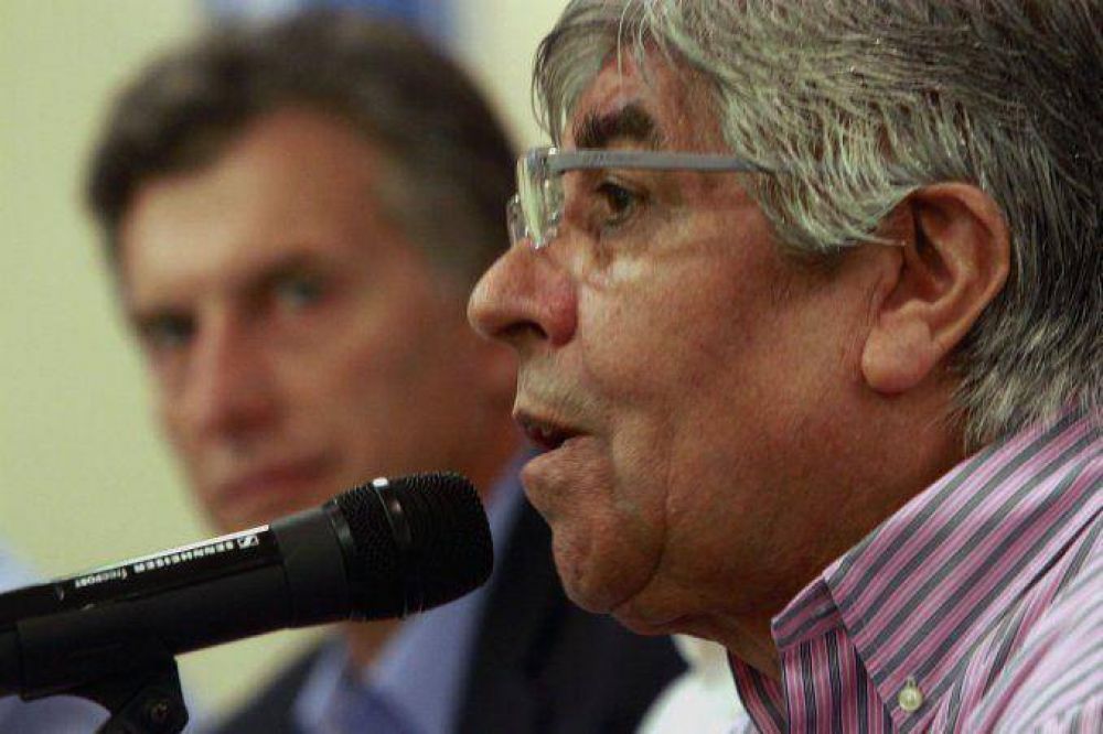Moyano se mostrar� este lunes con Macri en un acto