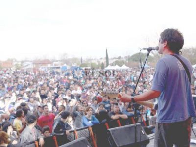 Una multitud en el Festival