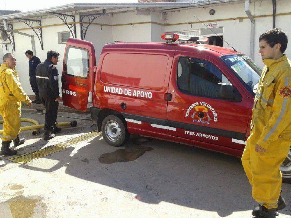 Bomberos de la regi�n culminaron capacitaci�n en rescates