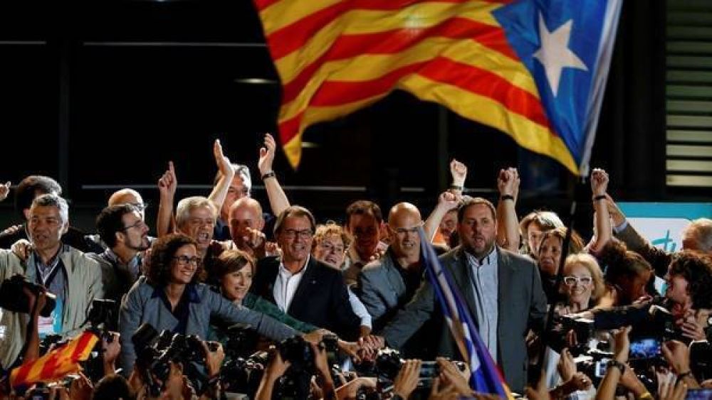 Los separatistas catalanes ganan la elecci�n y prometen la ruptura con Espa�a