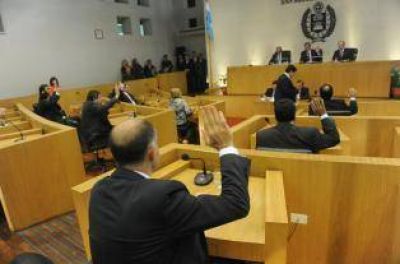 Amaya busca que el actual Concejo apruebe el Presupuesto de gastos 2016