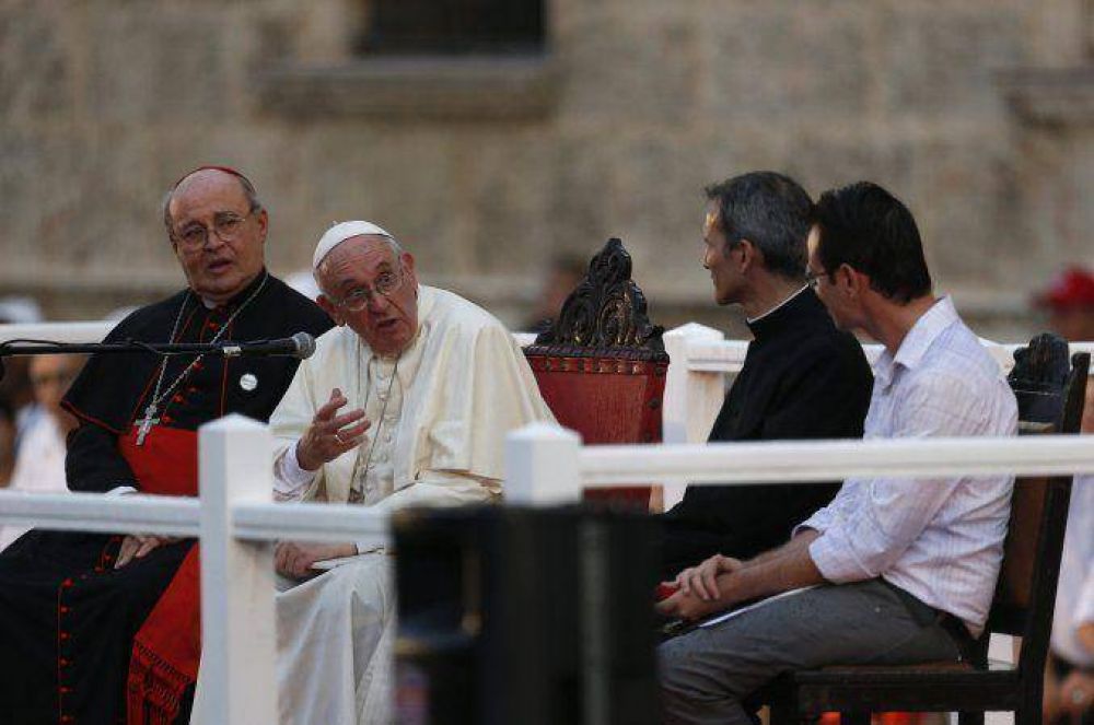 Revelan el nombre del presidente al que el Papa le negó una audiencia