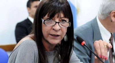 Para Diana Conti, hablar de Daniel Scioli como una transici�n lo debilita como candidato
