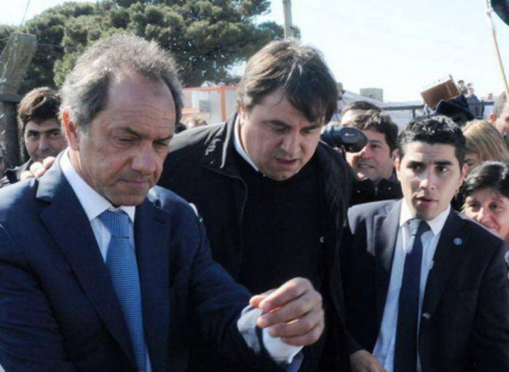 Manino Iriart: �La victoria de Scioli ser� la victoria del trabajo y los sectores productivos�