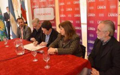 Intendente D�az P�rez anunci� obras para escuelas de Lan�s