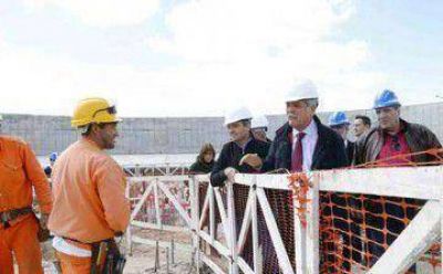 De Vido baj� a Hurlingham y recorri� con Zabaleta obras de ampliaci�n de AySA