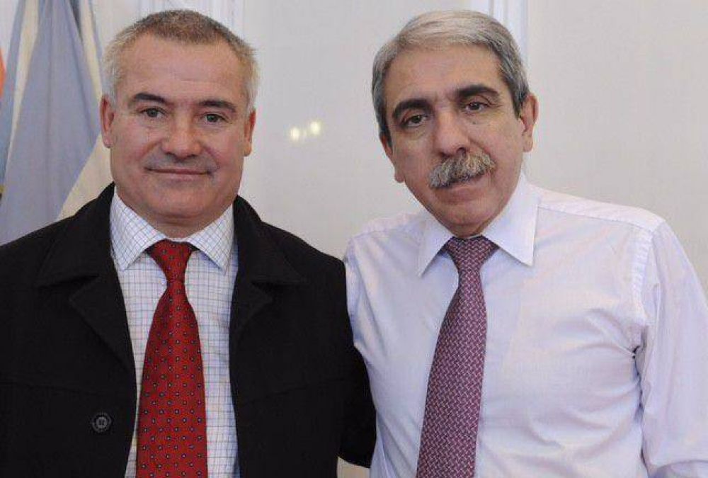 An�bal Fern�ndez inaugurar� cancha de hockey