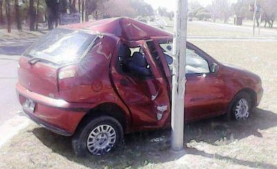 Joven se accident� en la avenida Per�n
