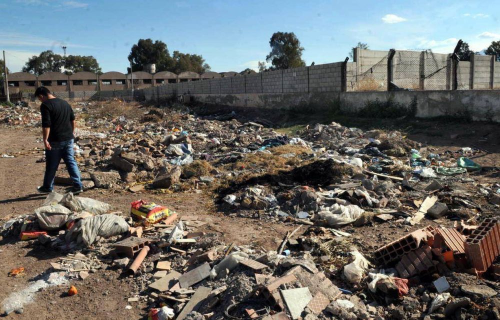 Casi la mitad de los residuos termina en basurales clandestinos
