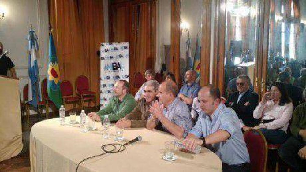 Sabbatella: �la Ley es la Ley. Mas tarde o m�s temprano, Magnetto la va a tener que cumplir�