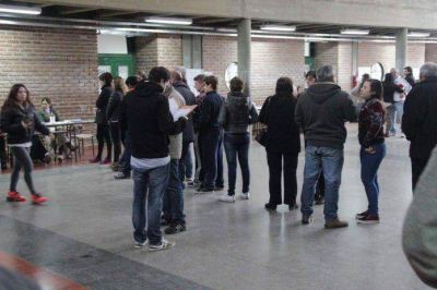 En Trenque Lauquen por las PASO falt� m�s de una cada 10 autoridades de mesa