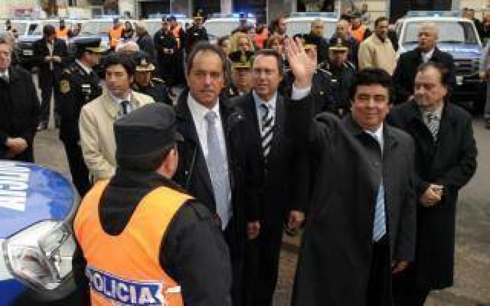 Scioli inaugur� centro de monitoreo y egreso de polic�a Local en La Matanza