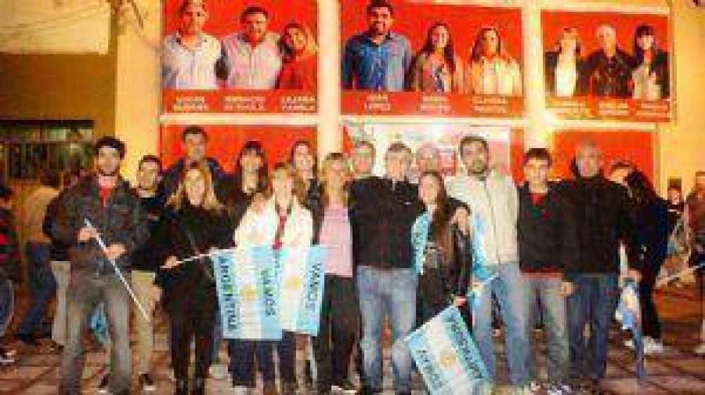 Guillermo Britos inaugur� su nuevo local partidario