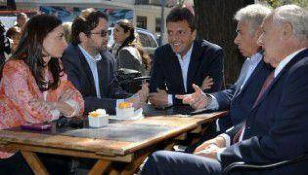 UNA tambi�n va por el PRO en Capital y apunta al �cuarto diputado�