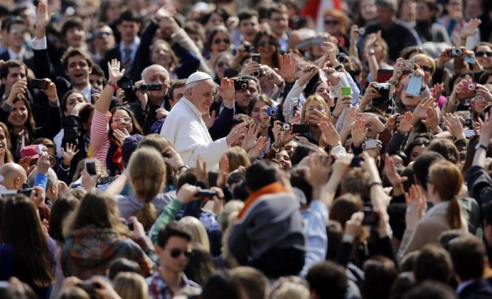 El Papa: hay que replantear el modelo de desarrollo partiendo desde la familia