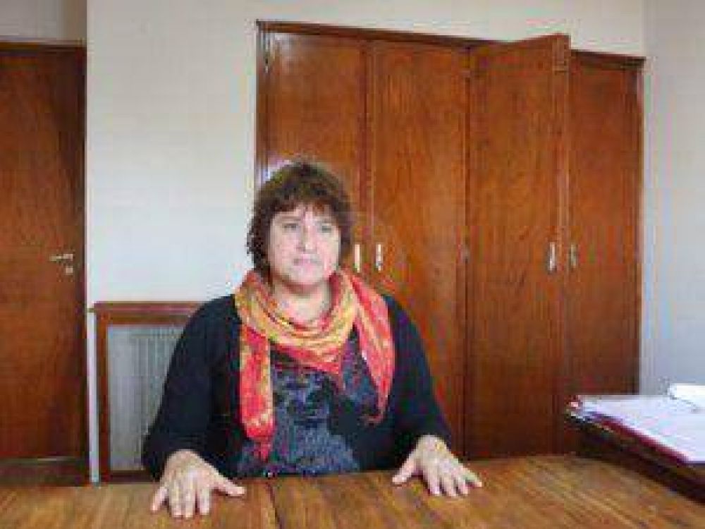 Marisa V�zquez dijo que conoce el hecho de violencia contra una directora en Tres Arroyos