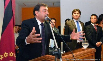 Isa quiere que Scioli sea para Salta lo que fue Kirchner para Santiago