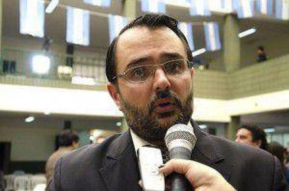Proyecto de ordenanza: Una calle de la ciudad tendr� el nombre del �Pila� Sol�
